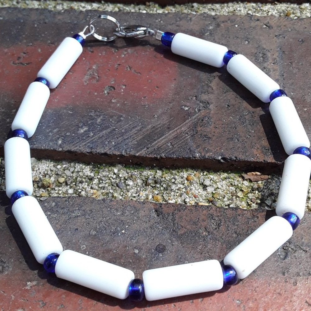 Blue and White Beaded Bracelet Large Size